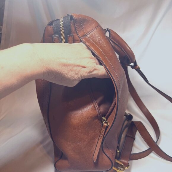 Fossil Brown/Camel Leather Backpack-Adjustable Strap-Phone Drop Pocket-Clean - Picture 7 of 15